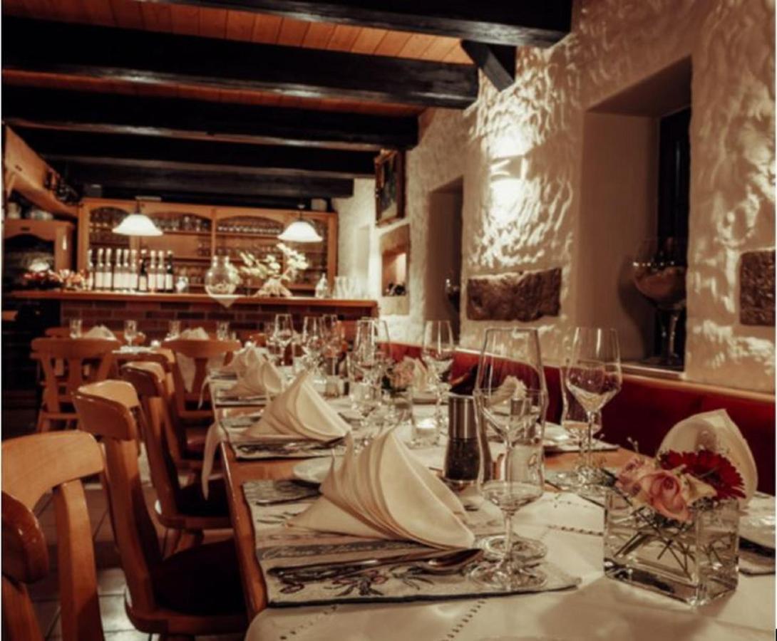 Weingut Schuh - Pension Zur Bosel Coswig  Bagian luar foto